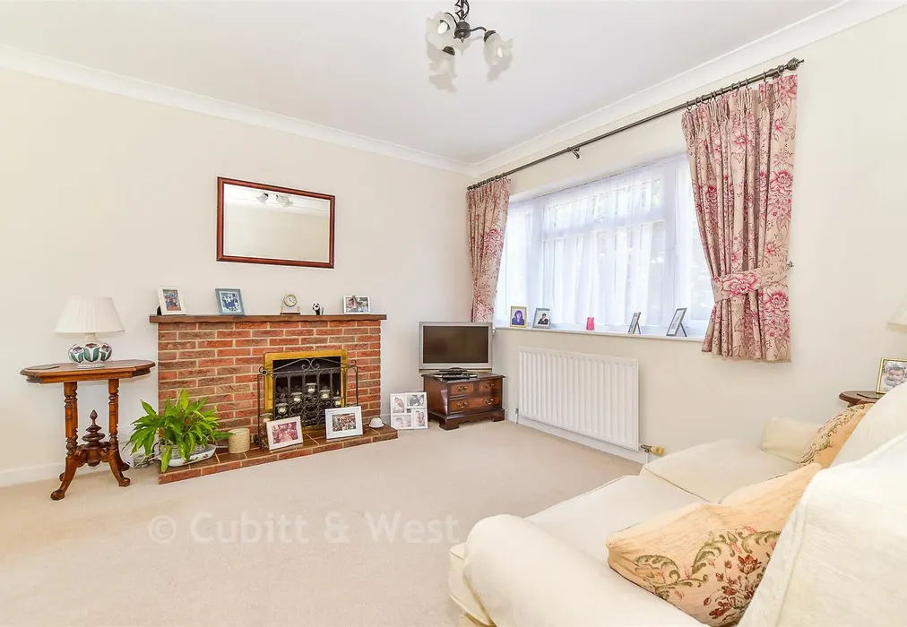 Lounge - Fermor Road, Crowborough, East Sussex - Wards of Kent