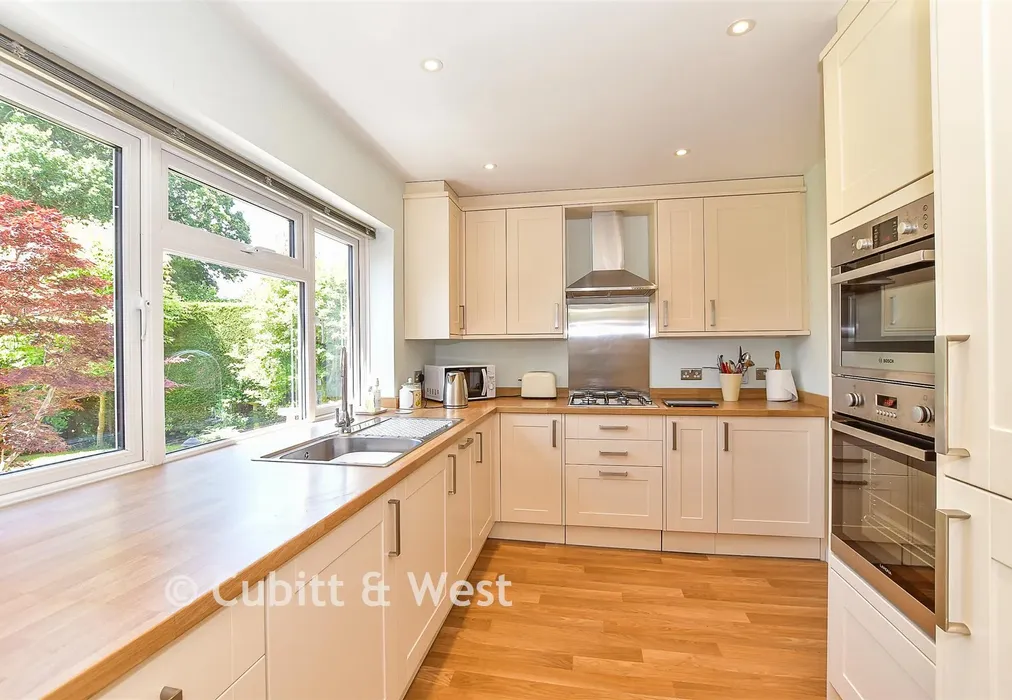 Kitchen - Fermor Road, Crowborough, East Sussex - Wards of Kent