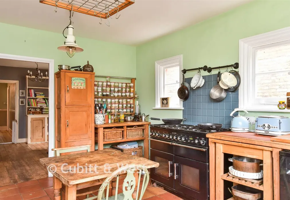 Kitchen - Heene Road, Worthing, West Sussex - Wards of Kent