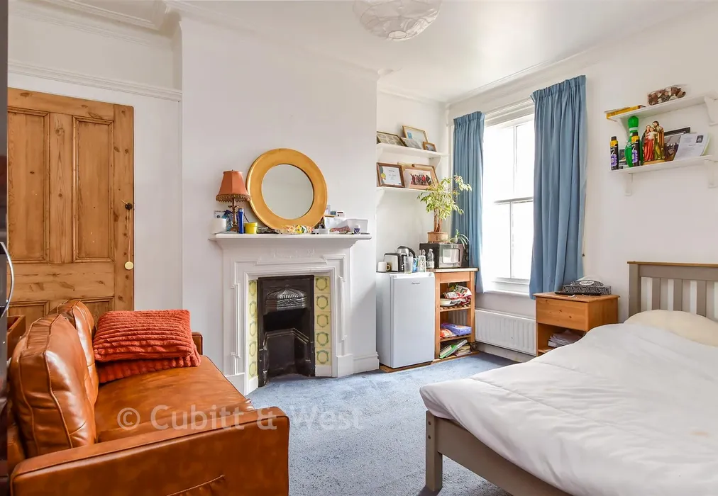 Bedroom 2 - Heene Road, Worthing, West Sussex - Wards of Kent