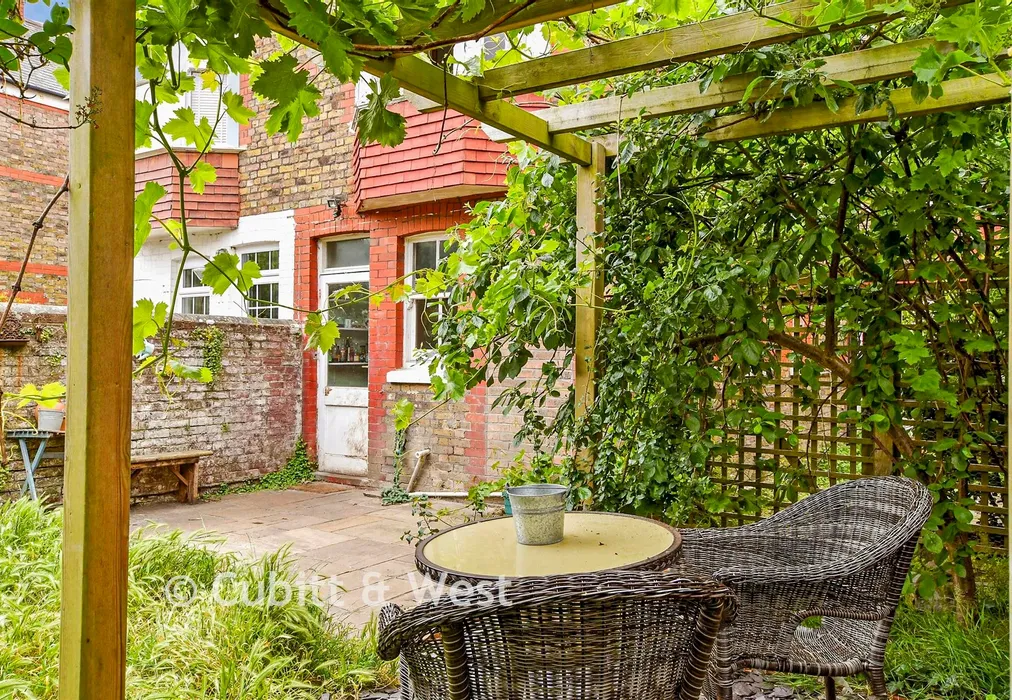 External Lifestyle Photograph* garden - Heene Road, Worthing, West Sussex - Wards of Kent