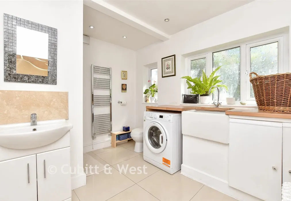 Utility / Shower Room - Mayfield Road, South Croydon, Surrey - Wards of Kent