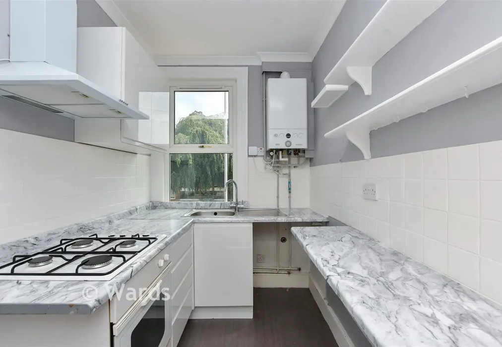 Kitchen - St. Peter's Park Road, Broadstairs, Kent - Wards of Kent