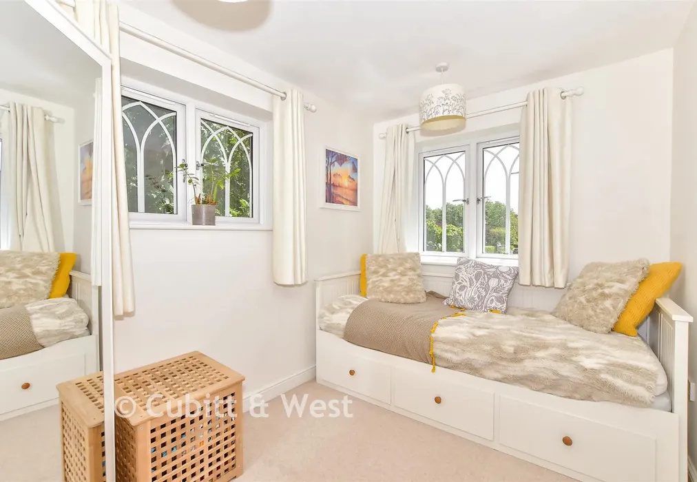 Bedroom 2 - Yapton Road, Barnham, West Sussex - Wards of Kent