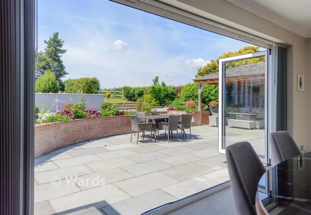 Internal Lifestyle Photograph - Beesfield Lane, Farningham, Kent - Wards of Kent