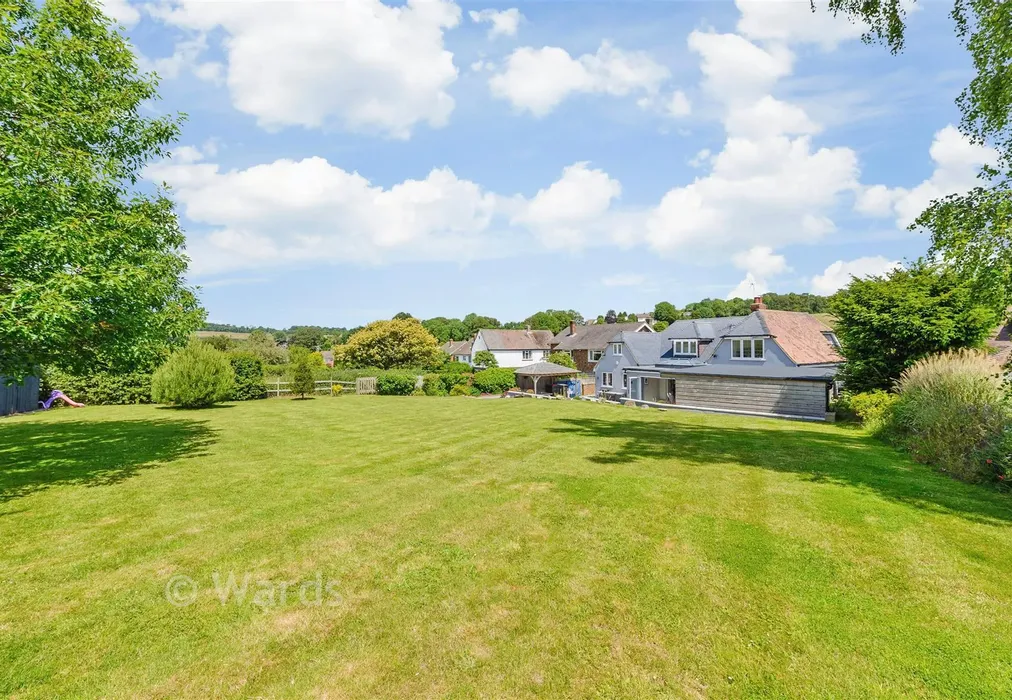 Rear Garden - Beesfield Lane, Farningham, Kent - Wards of Kent