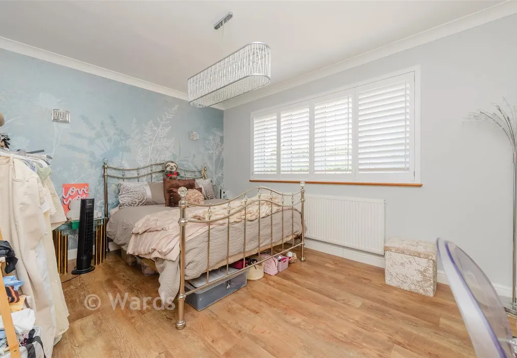 Bedroom 4 - Beesfield Lane, Farningham, Kent - Wards of Kent