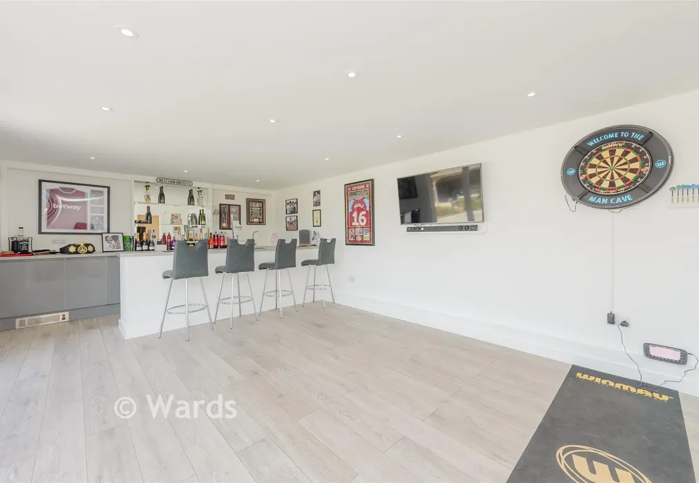 Garden Room - Beesfield Lane, Farningham, Kent - Wards of Kent