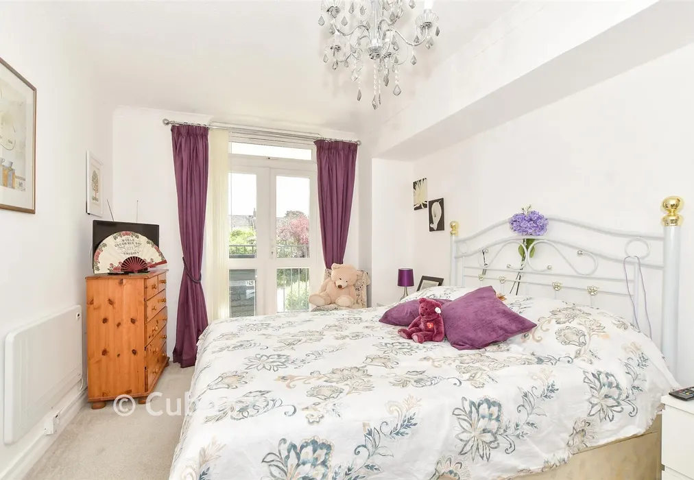 Bedroom 1 - Hawthorn Way, Storrington, West Sussex - Wards of Kent
