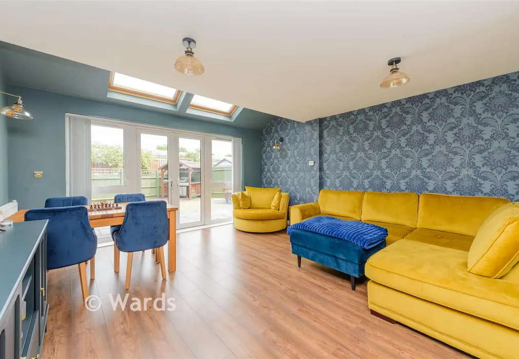 Lounge - Stone House Lane, Dartford, Kent - Wards of Kent