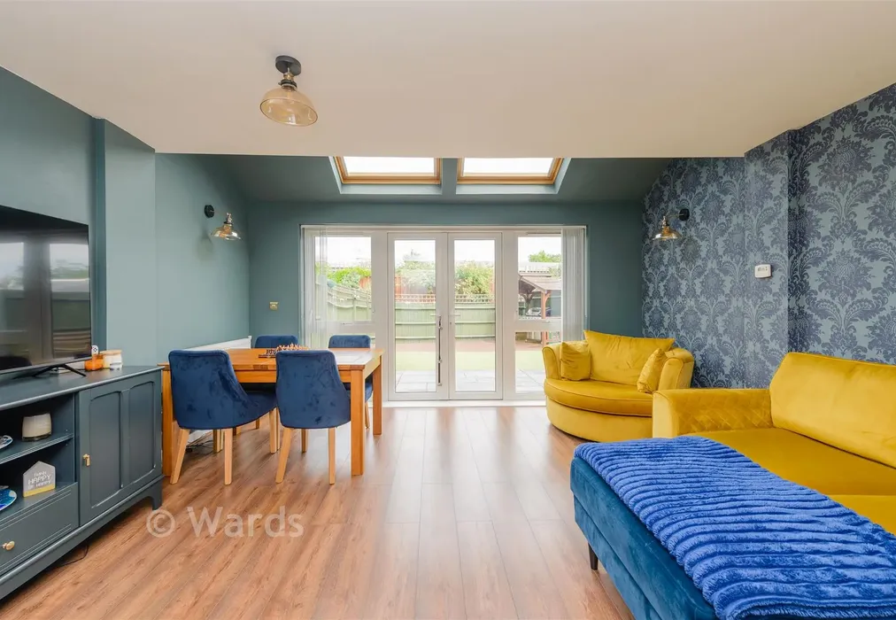 Lounge - Stone House Lane, Dartford, Kent - Wards of Kent