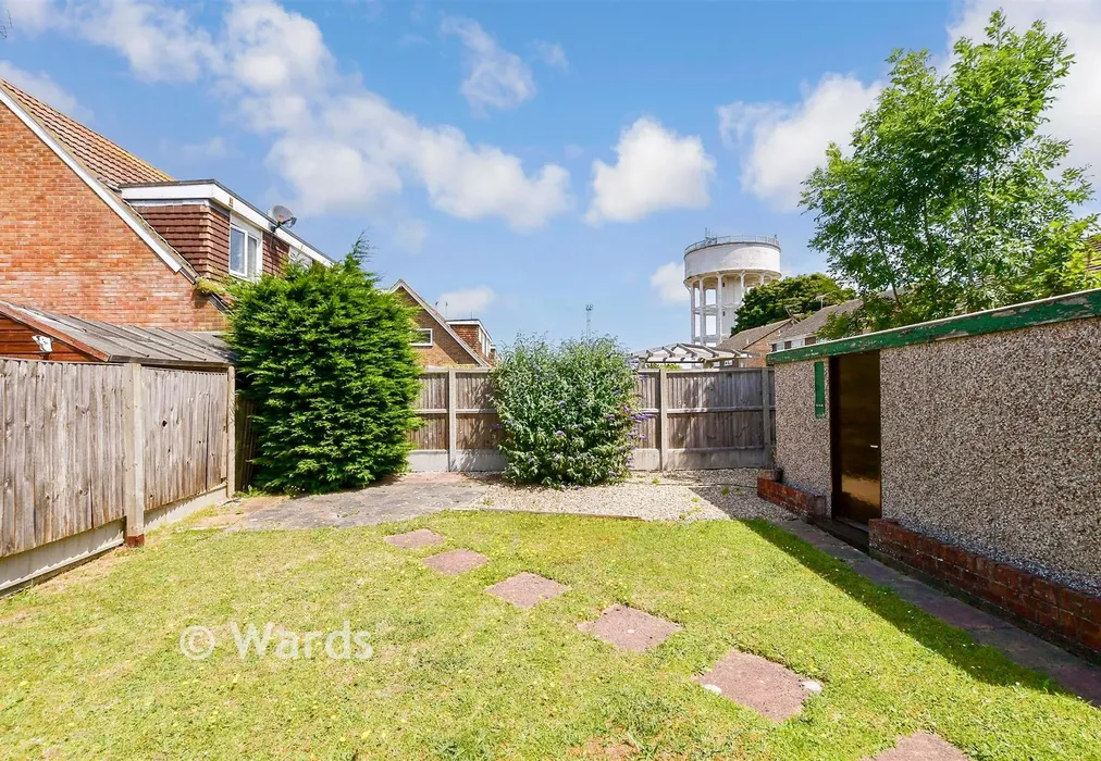 Bedroom 2 - Chestnut Drive, Broadstairs, Kent - Wards of Kent