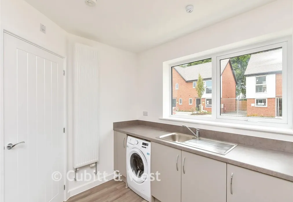 Kitchen - Beachhead Grove, Worthing, West Sussex - Wards of Kent