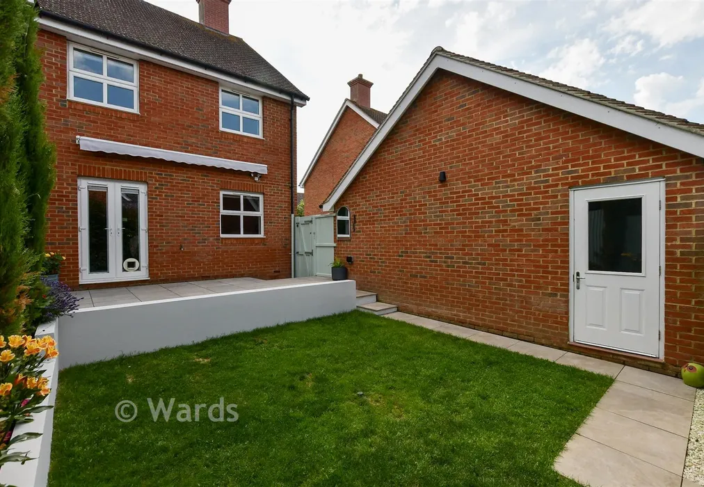 Rear Garden - Thorne Road, Minster, Kent - Wards of Kent