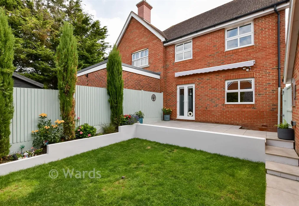 Rear Garden - Thorne Road, Minster, Kent - Wards of Kent