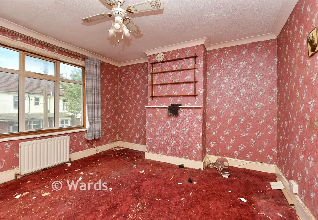 Bedroom 1 - St. John's Road, Upper Gillingham, Kent - Wards of Kent