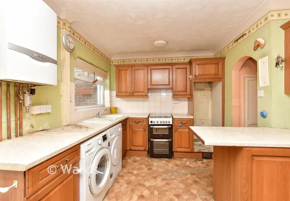 Kitchen - St. John's Road, Upper Gillingham, Kent - Wards of Kent