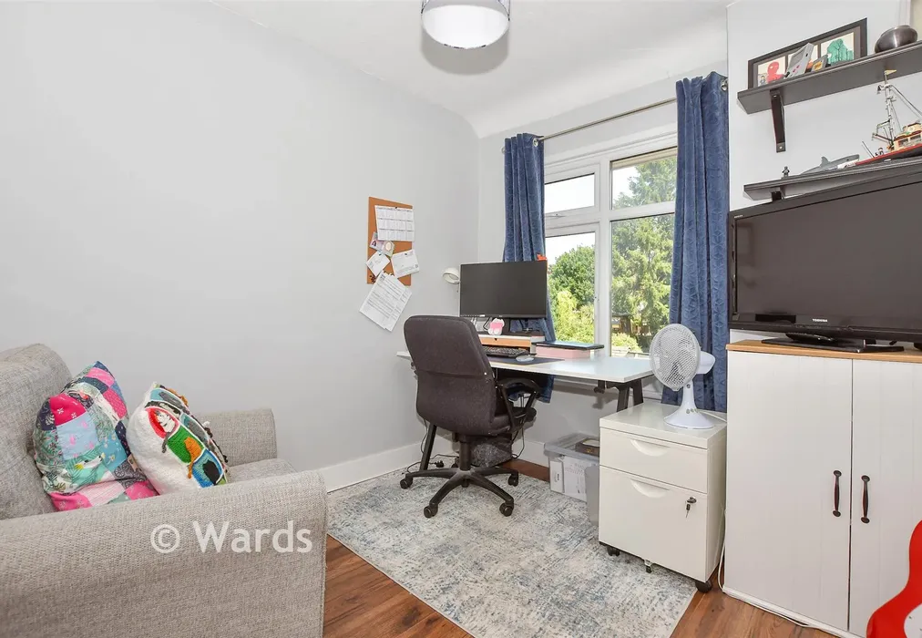 Bedroom 3 - Plains Avenue, Maidstone, Kent - Wards of Kent