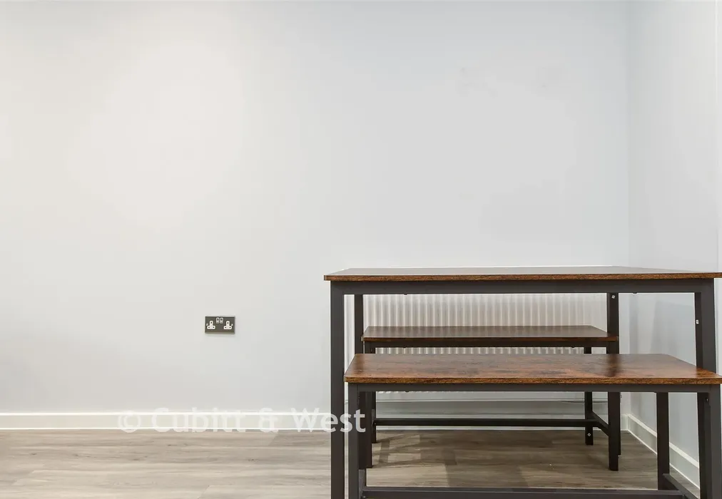 Dining Area - St. John's Road, Redhill, Surrey - Wards of Kent