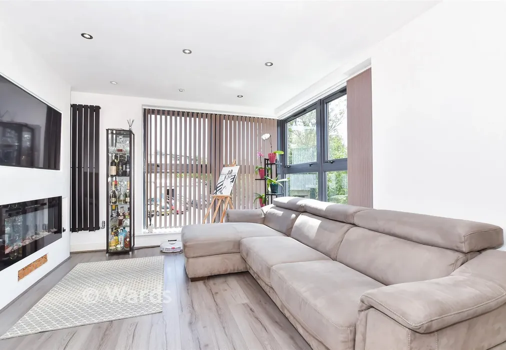 Lounge - Clifford Way, Maidstone, Kent - Wards of Kent