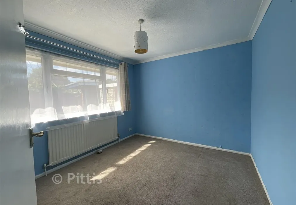 Bedroom - Nicholas Close, Brading, Isle of Wight - Wards of Kent