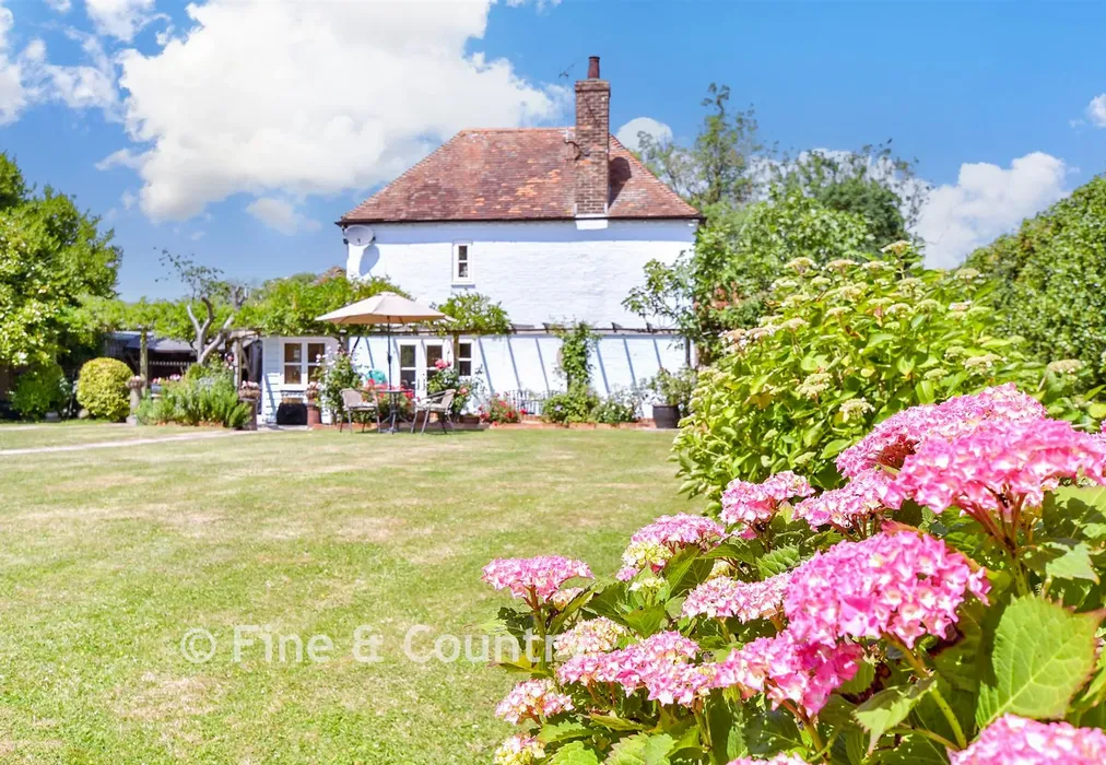 External Lifestyle Photograph - North Elham, North Elham, Kent - Wards of Kent