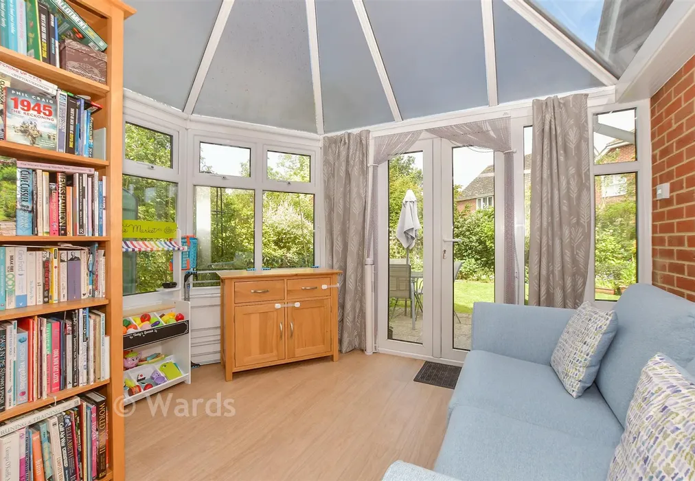 Conservatory - Sharps Field, Headcorn, Ashford, Kent - Wards of Kent