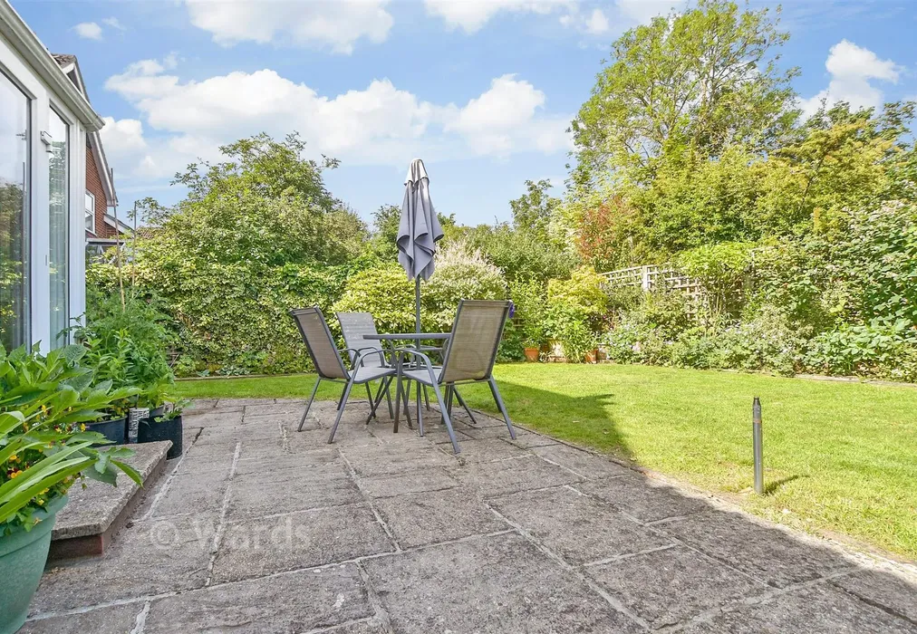 Patio / Decking - Sharps Field, Headcorn, Ashford, Kent - Wards of Kent