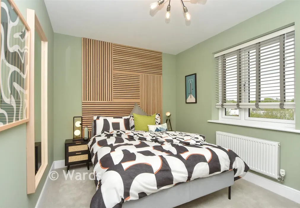 Bedroom 3 - Bulldog Close, Faversham Lakes, Faversham, Kent - Wards of Kent