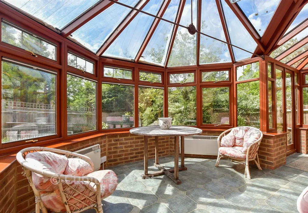 Conservatory - Chapel Lane, Forest Row, East Sussex - Wards of Kent