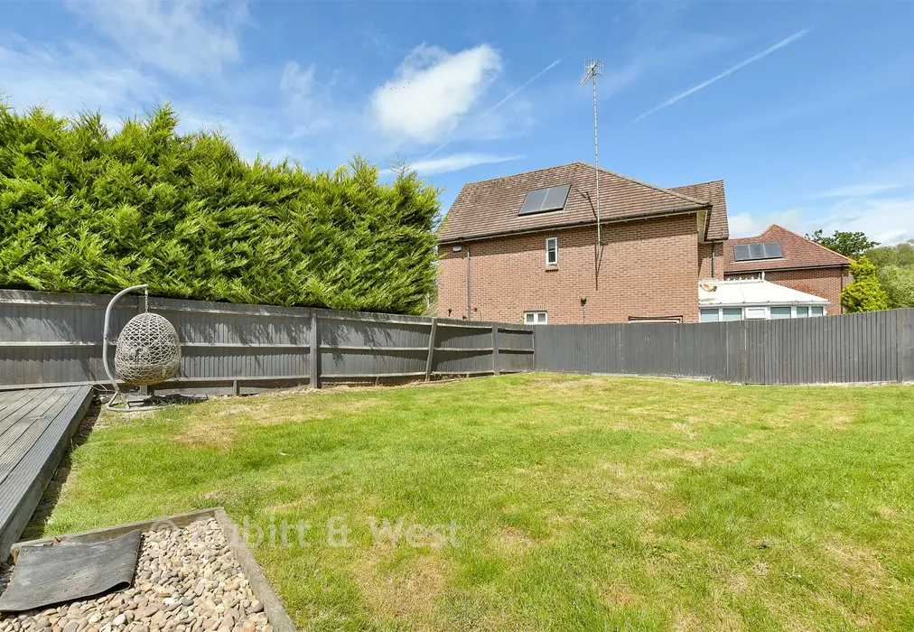 Rear Garden - Copthorne Road, Felbridge, West Sussex - Wards of Kent