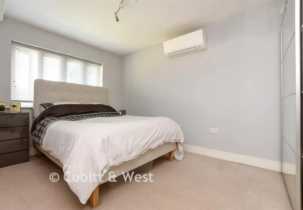 Bedroom 4 - Copthorne Road, Felbridge, West Sussex - Wards of Kent