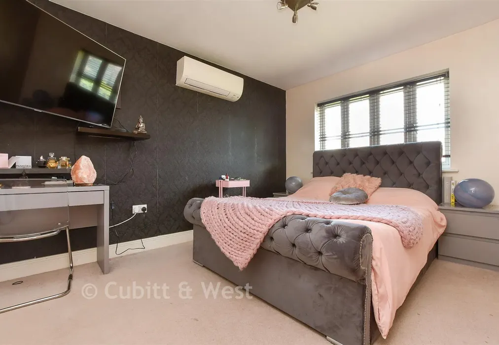 Bedroom 2 - Copthorne Road, Felbridge, West Sussex - Wards of Kent