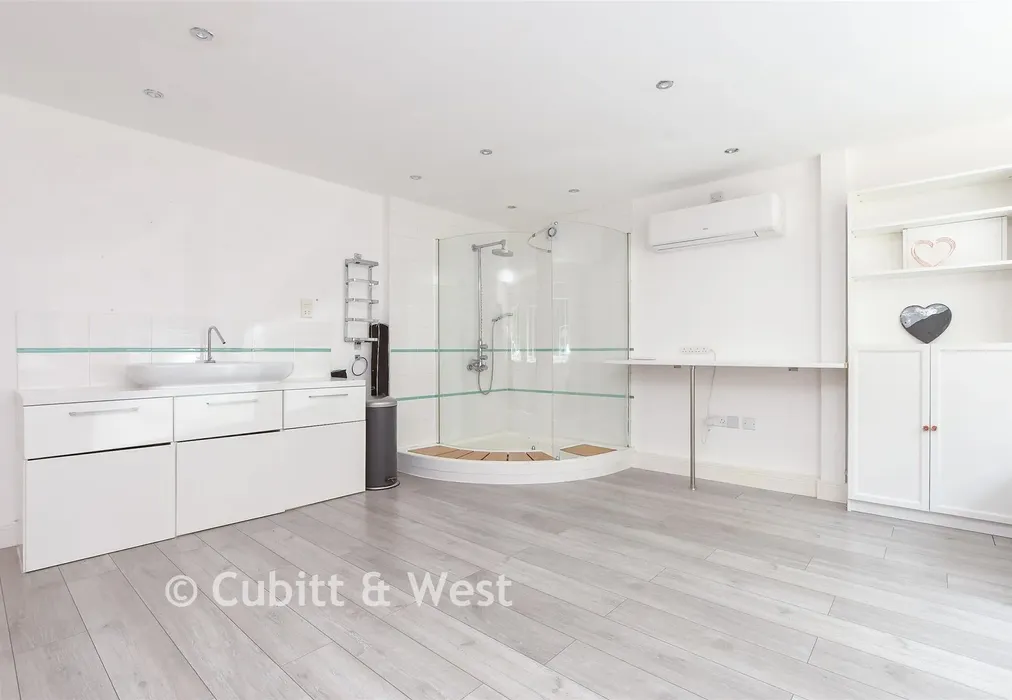 Ancillary Room (Former Garage) - Copthorne Road, Felbridge, West Sussex - Wards of Kent
