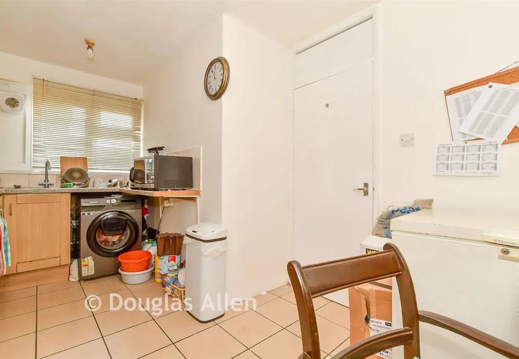 Kitchen - Capworth Street, Leyton - Wards of Kent