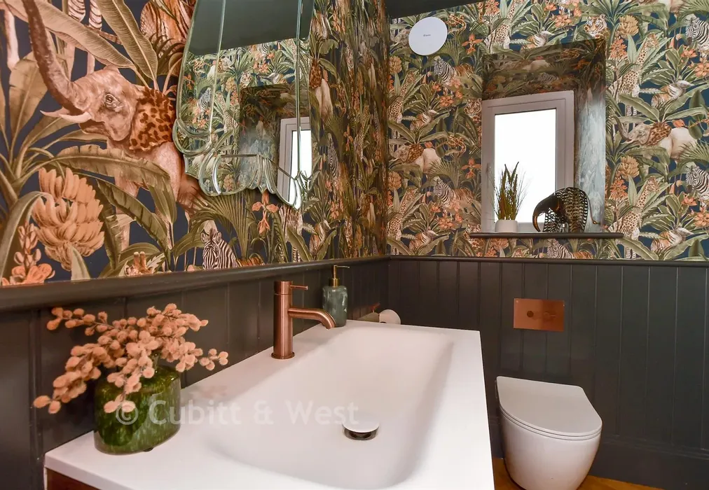 Cloakroom - Broadford Bridge Road, West Chiltington, Pulborough, West Sussex - Wards of Kent