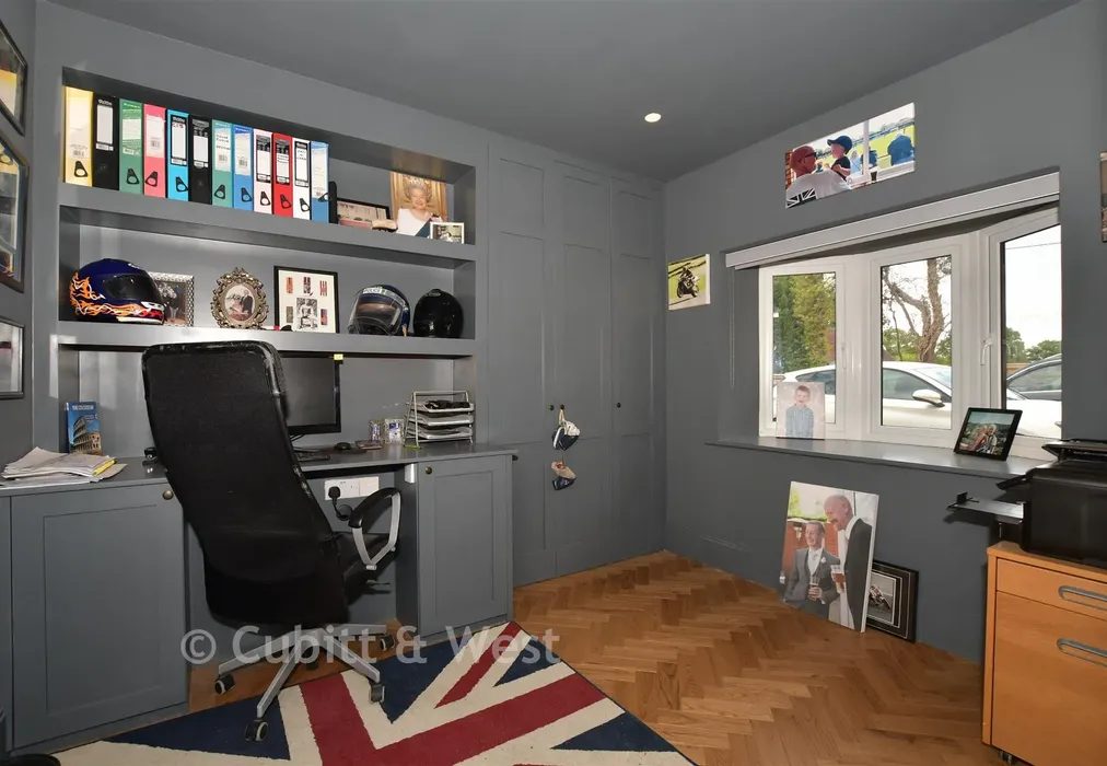 Study - Broadford Bridge Road, West Chiltington, Pulborough, West Sussex - Wards of Kent