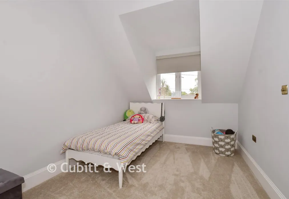 Bedroom 4 - Broadford Bridge Road, West Chiltington, Pulborough, West Sussex - Wards of Kent