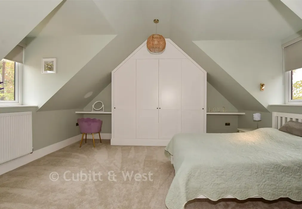 Bedroom 3 - Broadford Bridge Road, West Chiltington, Pulborough, West Sussex - Wards of Kent