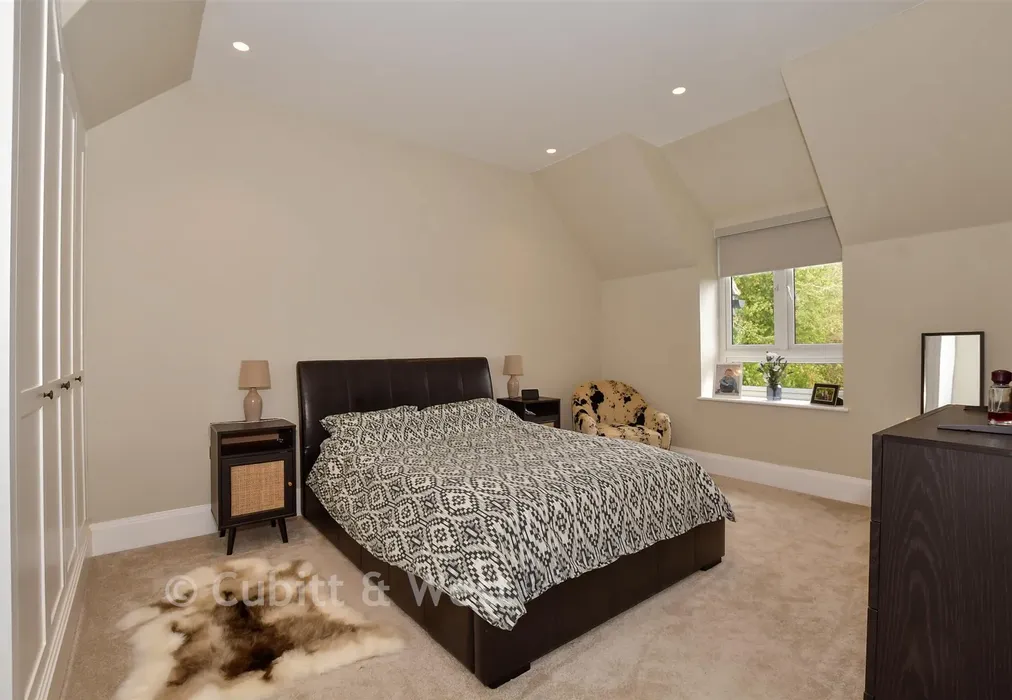 Bedroom 2 - Broadford Bridge Road, West Chiltington, Pulborough, West Sussex - Wards of Kent