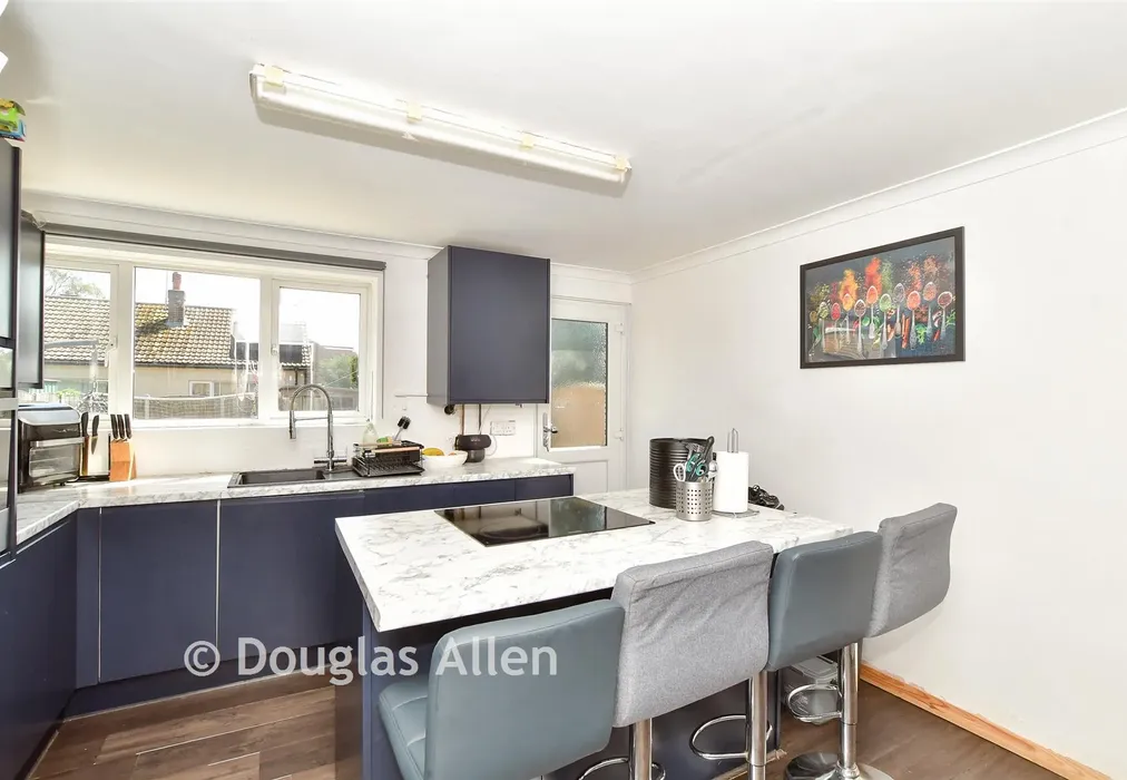Kitchen - Devonshire Road, Basildon, Essex - Wards of Kent