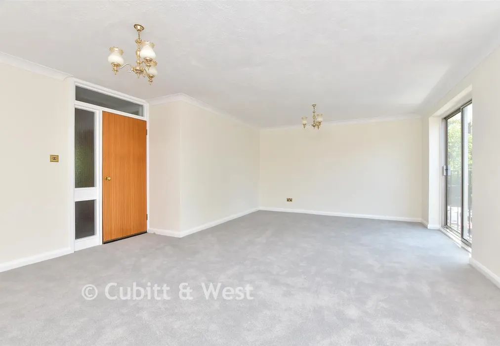 Lounge/Diner - Basing Road, Banstead, Surrey - Wards of Kent