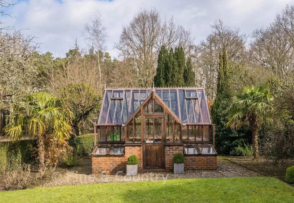 Green House - Brightling Road, Robertsbridge, East Sussex - Wards of Kent