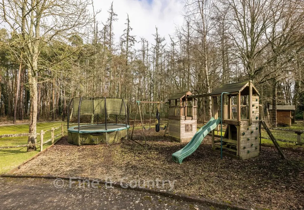 Play Area - Brightling Road, Robertsbridge, East Sussex - Wards of Kent