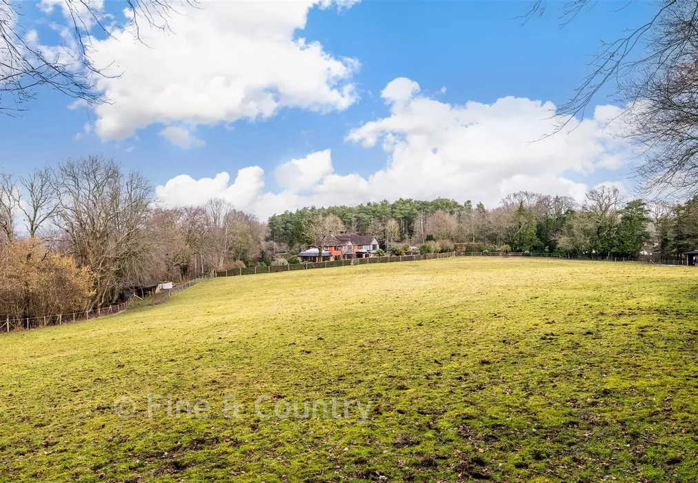 Rear And Land - Brightling Road, Robertsbridge, East Sussex - Wards of Kent