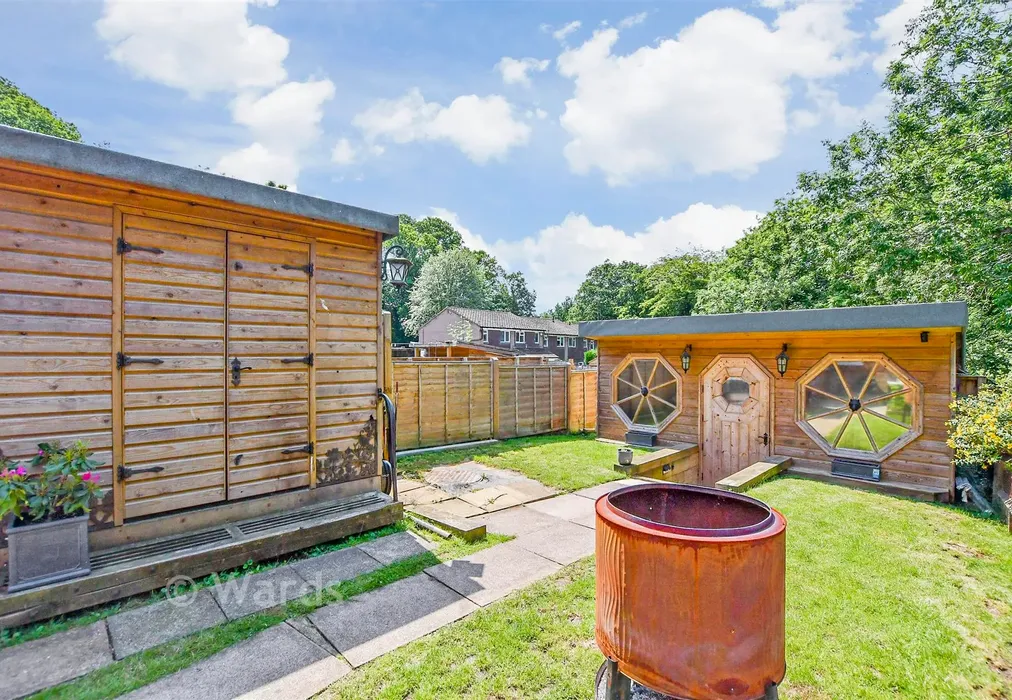 Rear Garden - Highview, Meopham, Kent - Wards of Kent