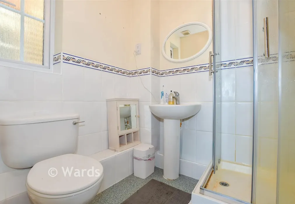 En-Suite Shower Room - Beaver Road, Maidstone, Kent - Wards of Kent