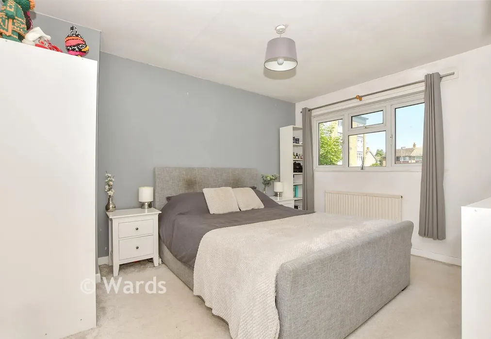 Bedroom 1 - Woodford Road, Maidstone, Kent - Wards of Kent