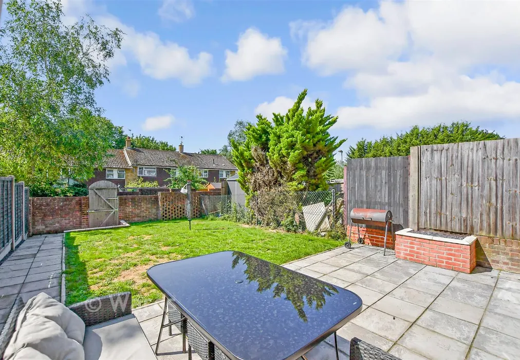 Rear Garden - Woodford Road, Maidstone, Kent - Wards of Kent