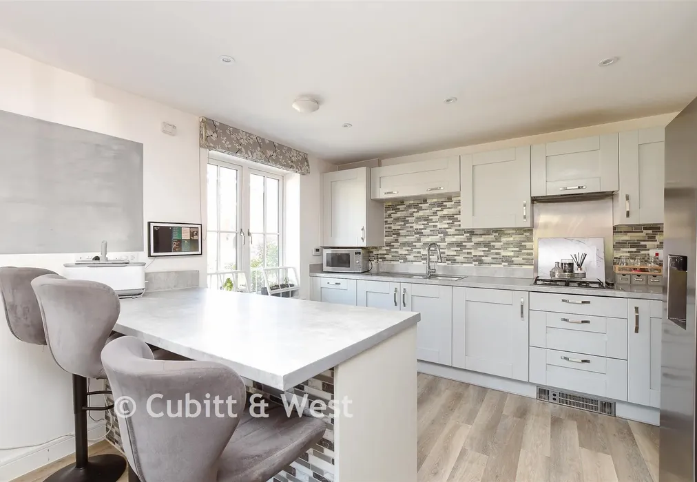 Kitchen/Dining Room - Maynard Drive, Horley, Surrey - Wards of Kent